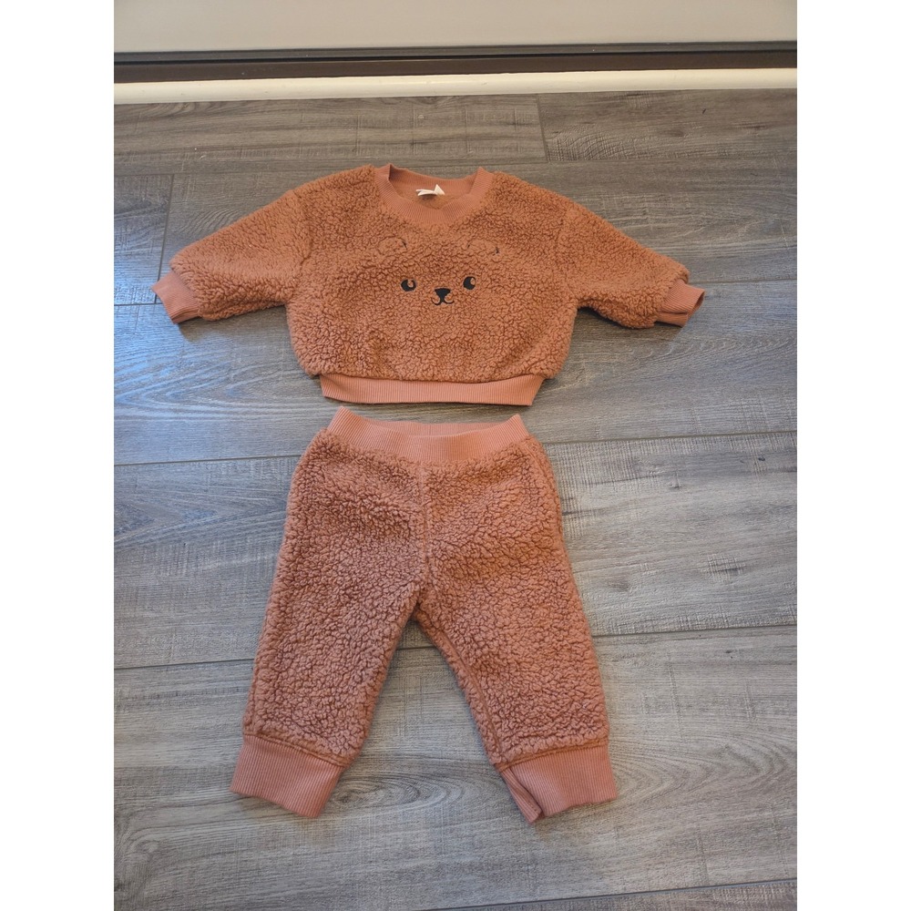 Cat and jack baby boy outfit 3-6 mos